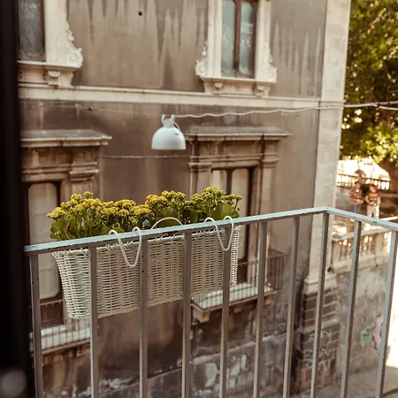 Palazzo Cerami Bed & Breakfast 4*